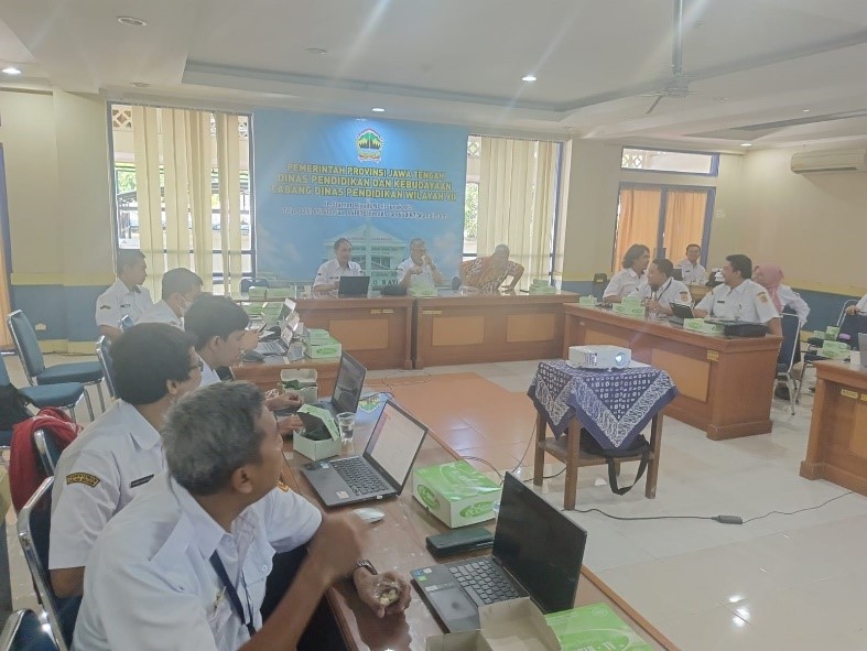 Finalisasi Bukti Dukung Tingkat Kematangan UKPBJ di Surakarta