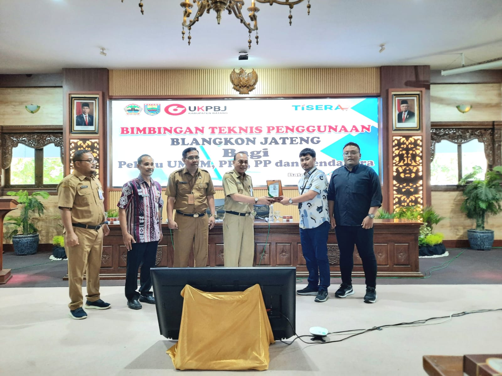 Sosialisasi Blangkon Jateng Mendorong Pengembangan UMKM di Batang